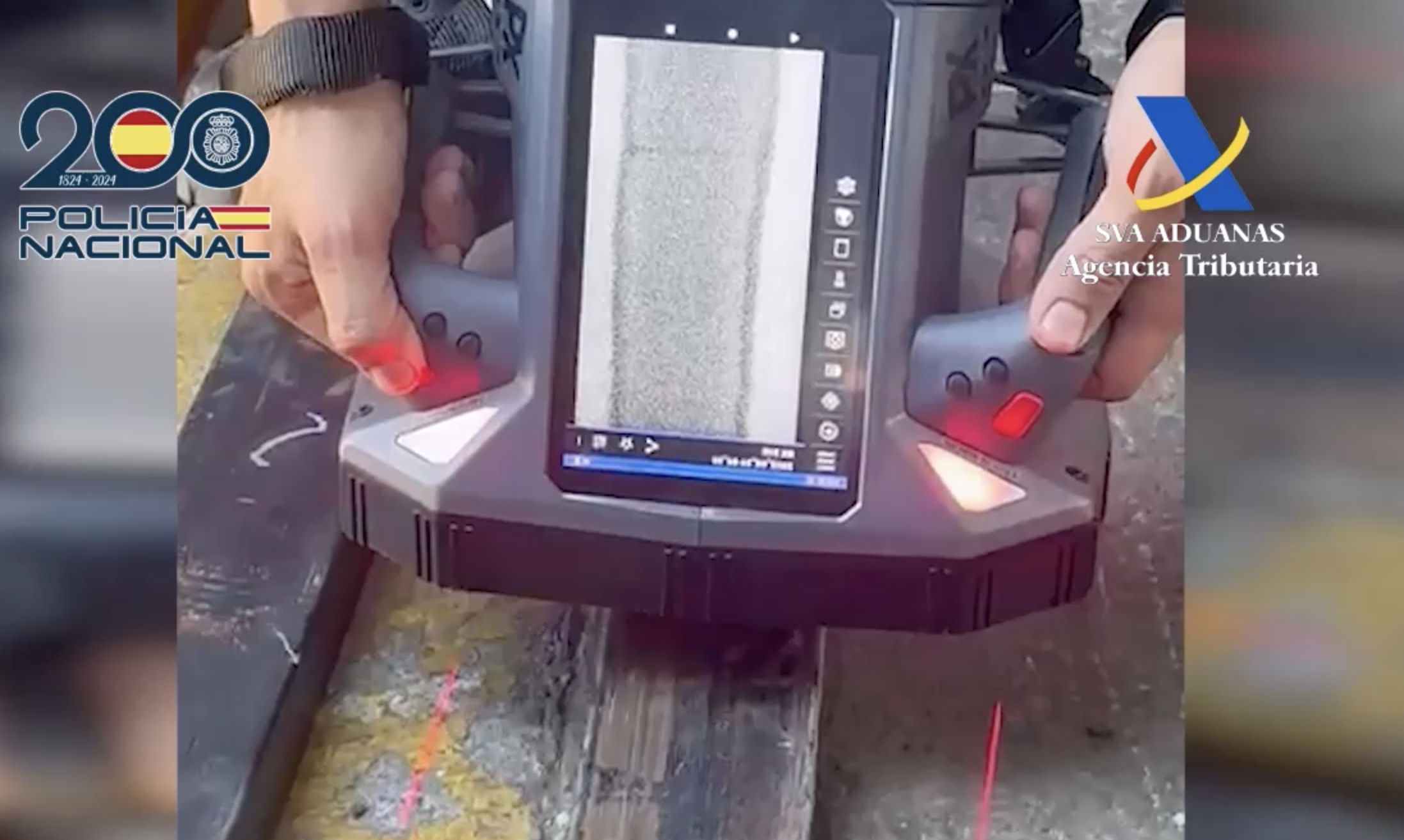 El barco que traía "madera en bruto" desde Surinam llega a Algeciras con 120 kilos de cocaína.