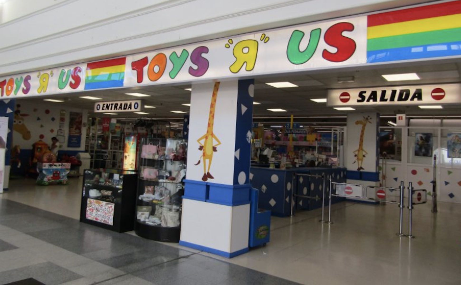 El Toys'R'Us de El Puerto echa el cierre.