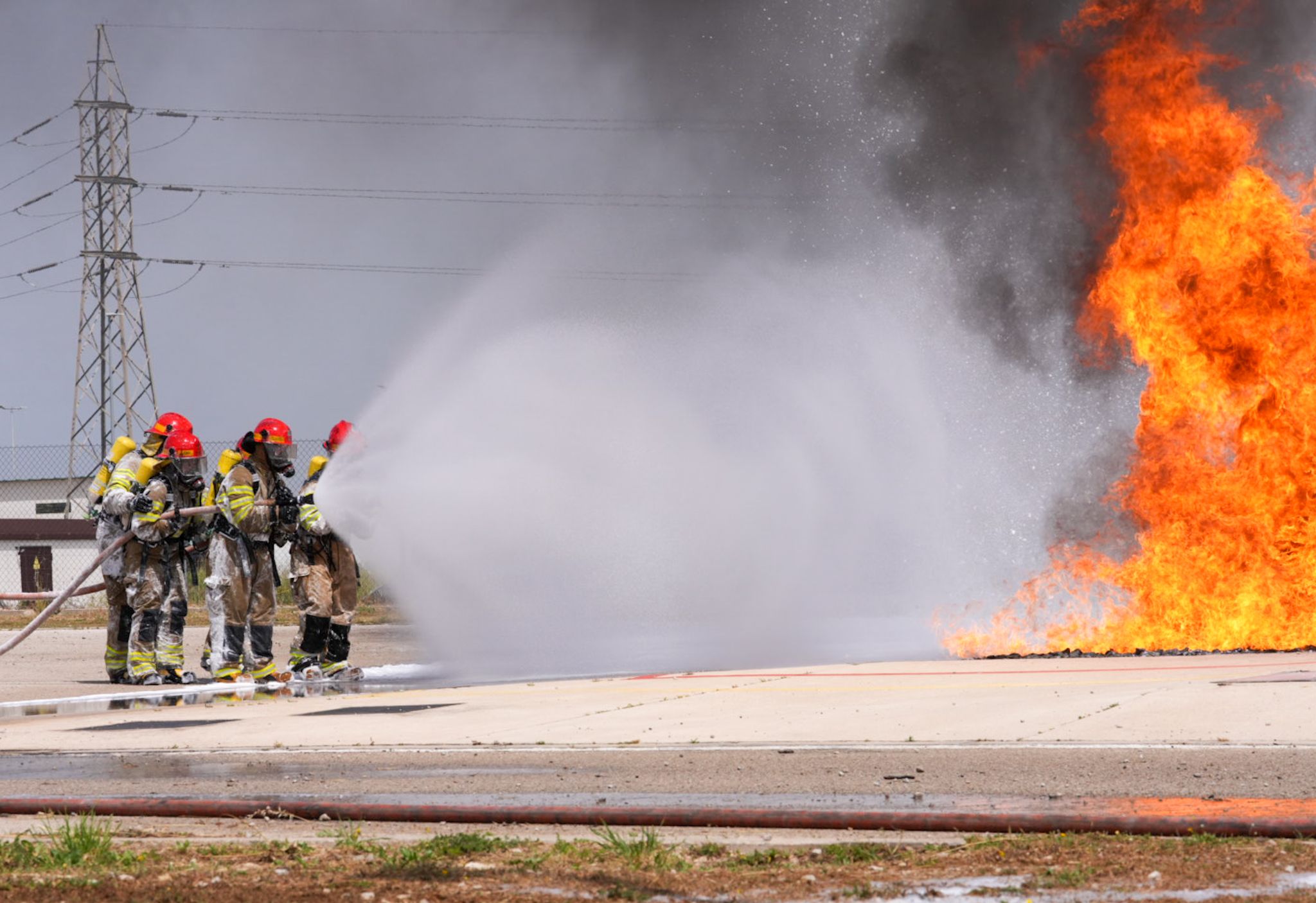 Visita del rey Felipe VI a la flotilla de aeronaves de la Base de Rota