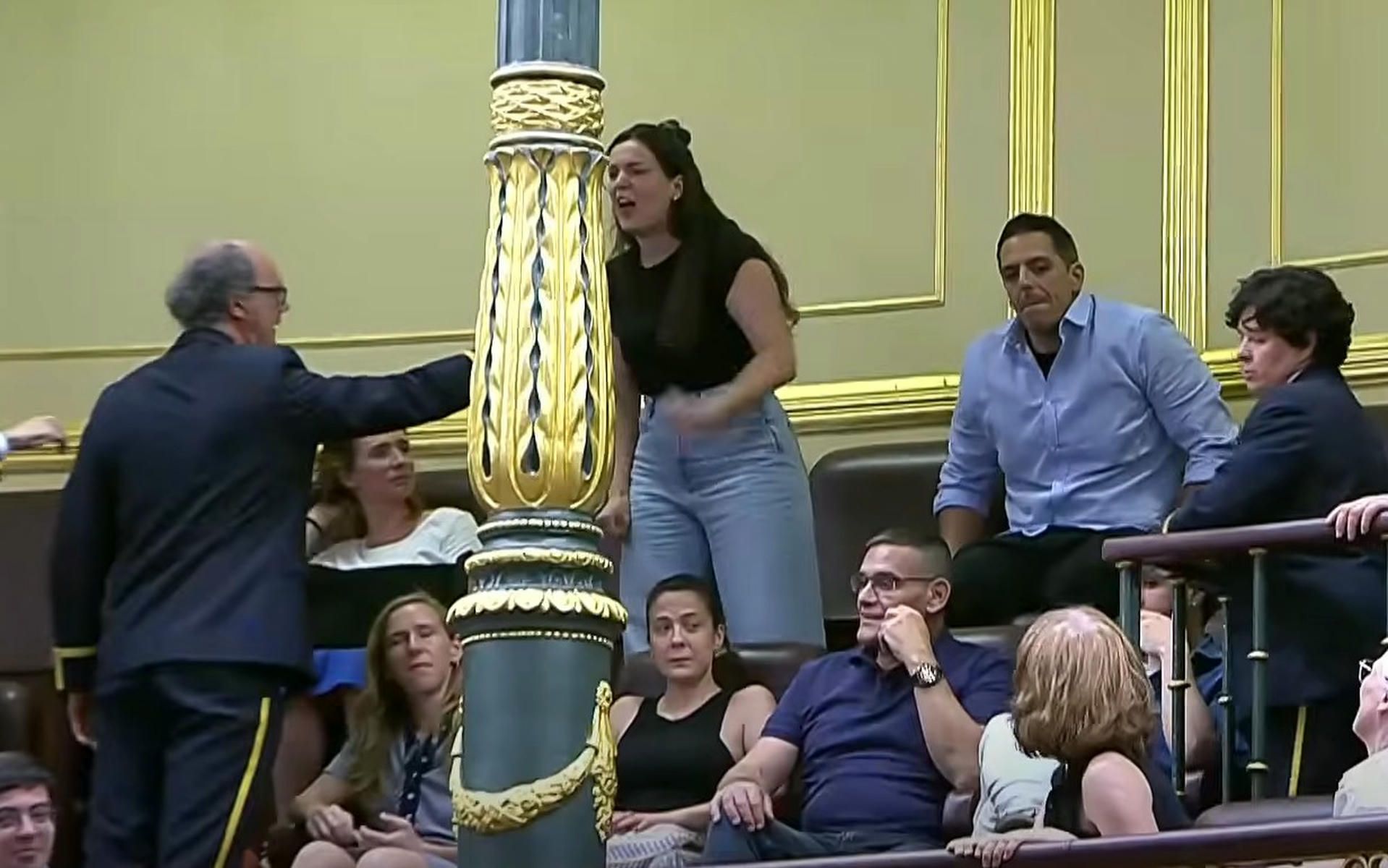 Irene Moreno, jerezana desalojada del Congreso.