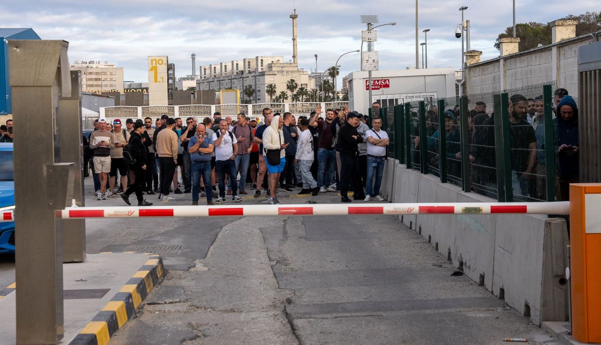 Trabajadores de Navantia, antes del inicio de la manifestación.