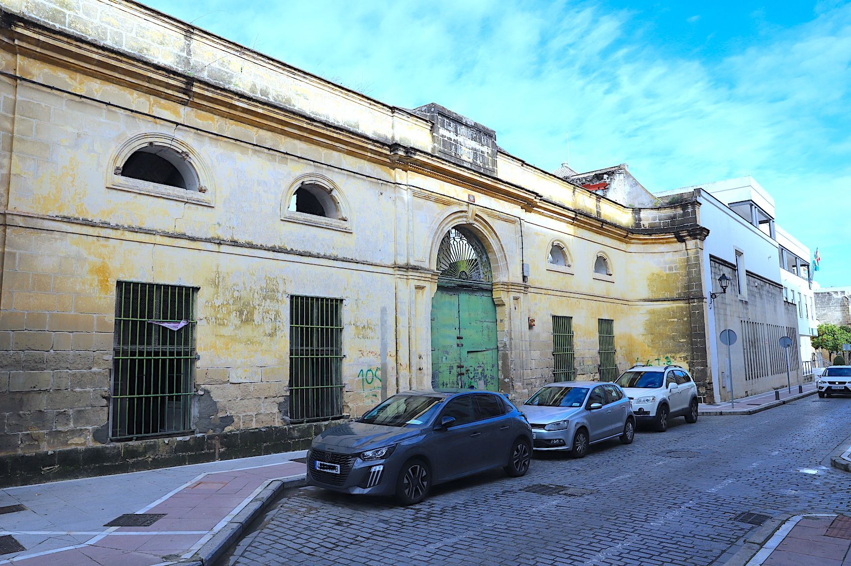 Las bodegas de la Calle Cristal.