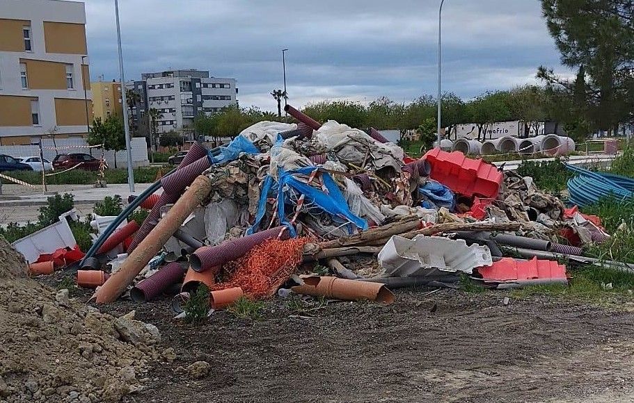La escombrera en Camas.