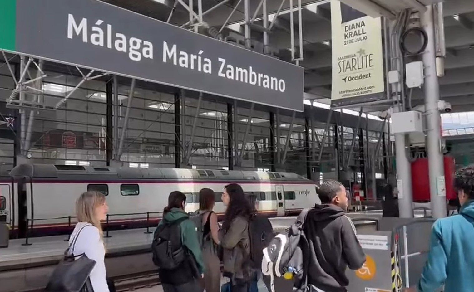 Los primeros AVE a Málaga, en una imagen de Canal Sur este jueves.