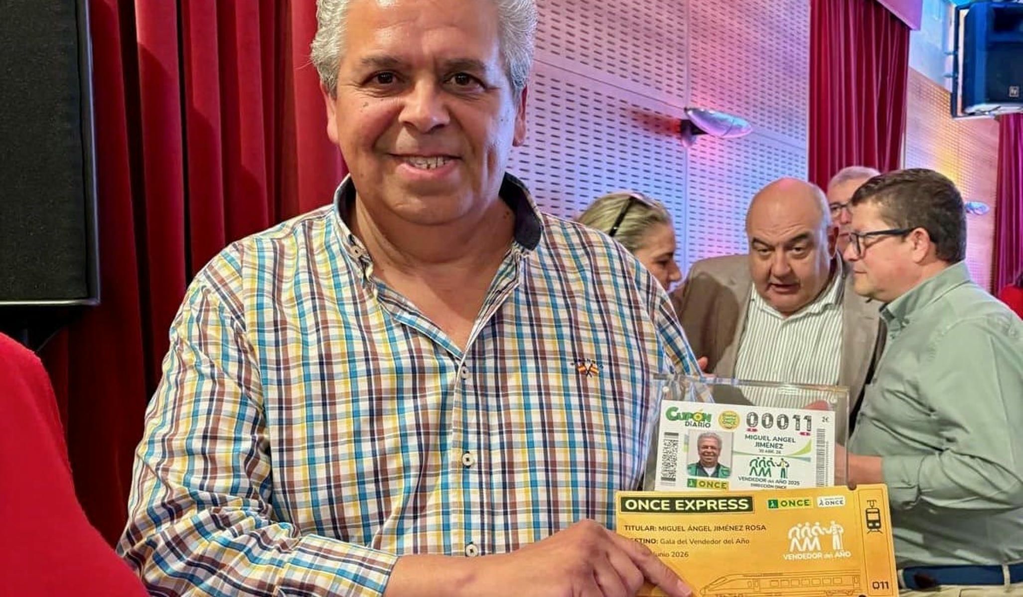 El vendedor de Sanlúcar de Barrameda, Miguel Ángel Jiménez, representará a Cádiz en la gala de la ONCE en Madrid (1)