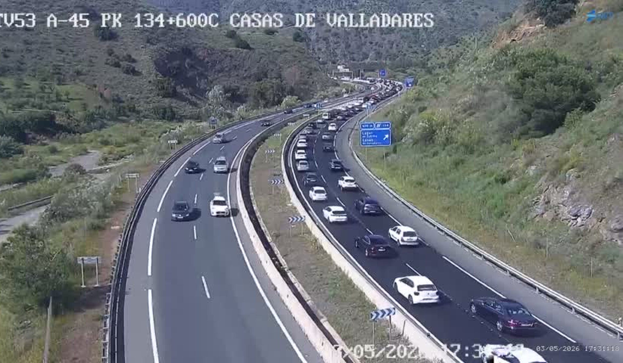 Un siniestro en el entorno de Casabermeja en Málaga, sentido Antequera, complica la operación regreso del puente de Mayo