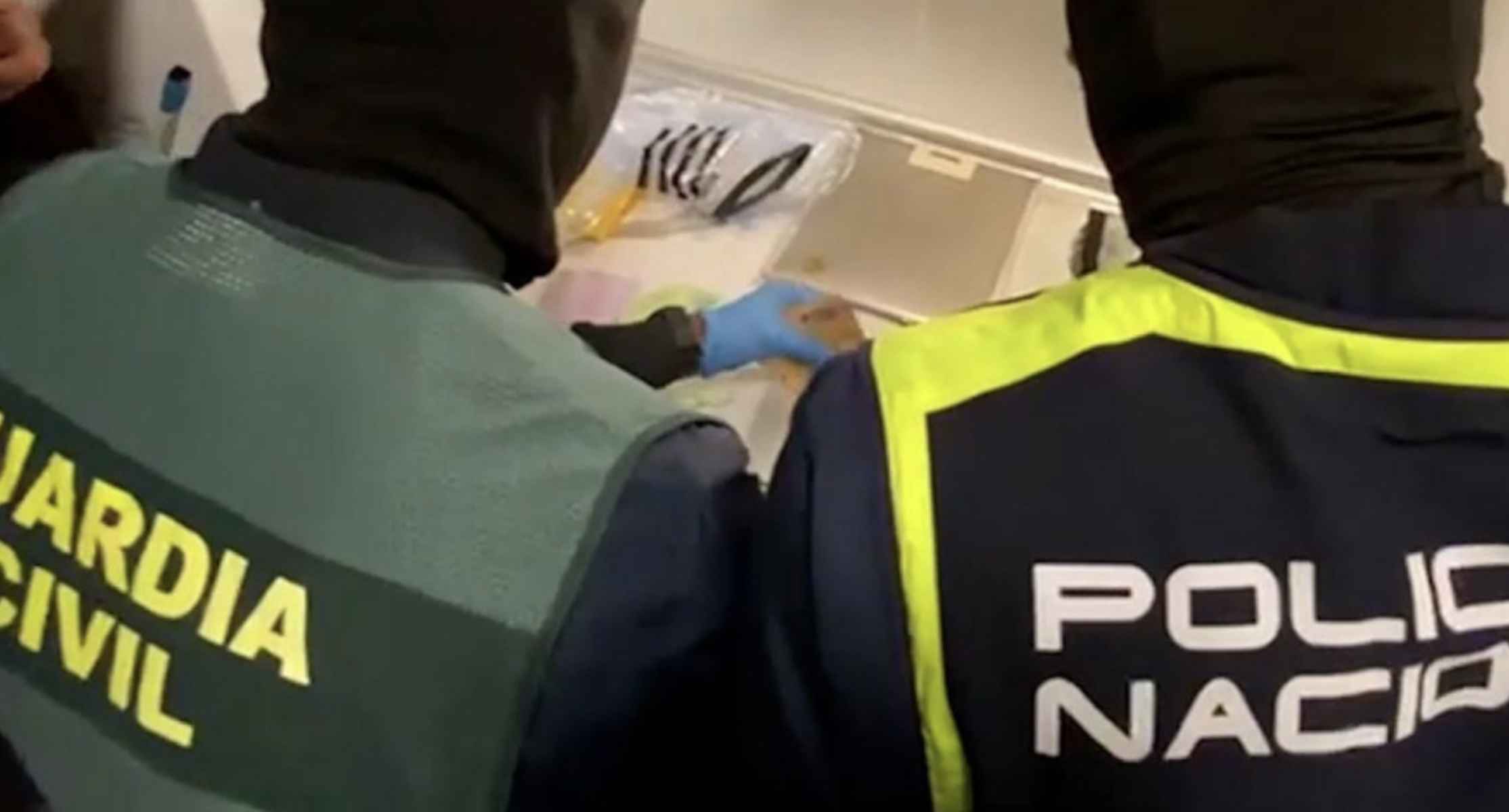 Imagen de archivo de una intervención conjunta entre Guardia Civil y Policía Nacional.