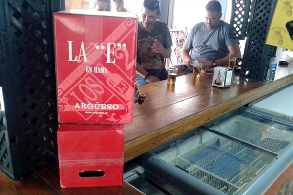 Un envase de 'bag in box' en un establecimiento, en una imagen de archivo.