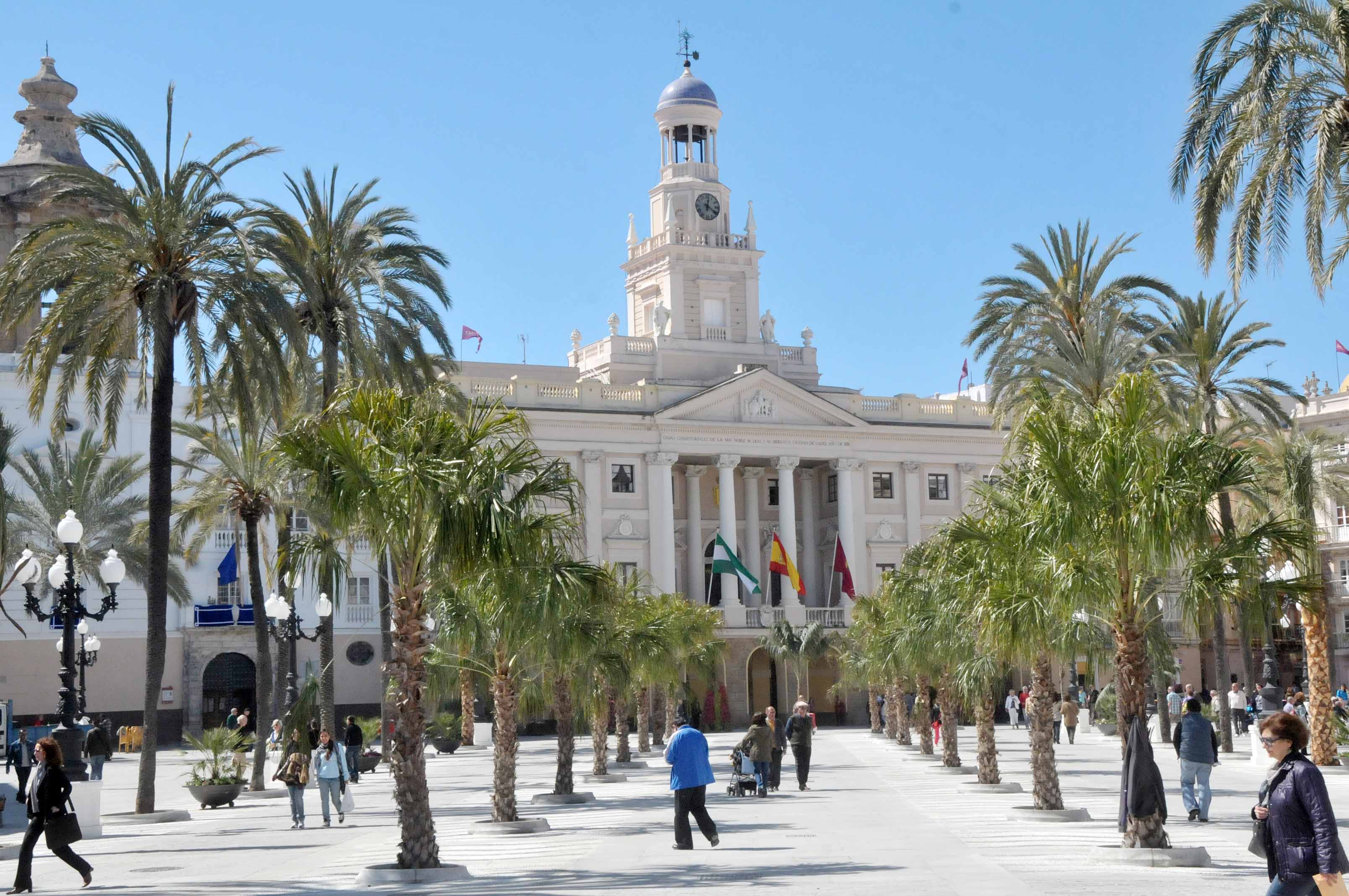El Ayuntamiento de Cádiz en una foto de archivo.