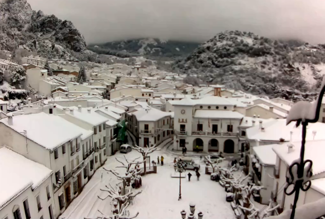 Nieve en Grazalema, en una imagen de archivo. Nieve en Grazalema, en una imagen de archivo.