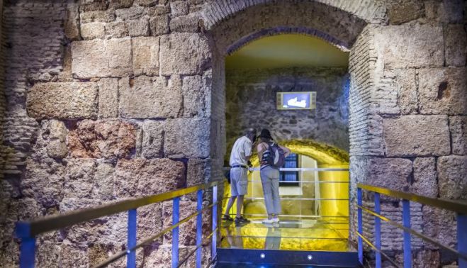Yacimiento arqueológico Casa del Obispo. 