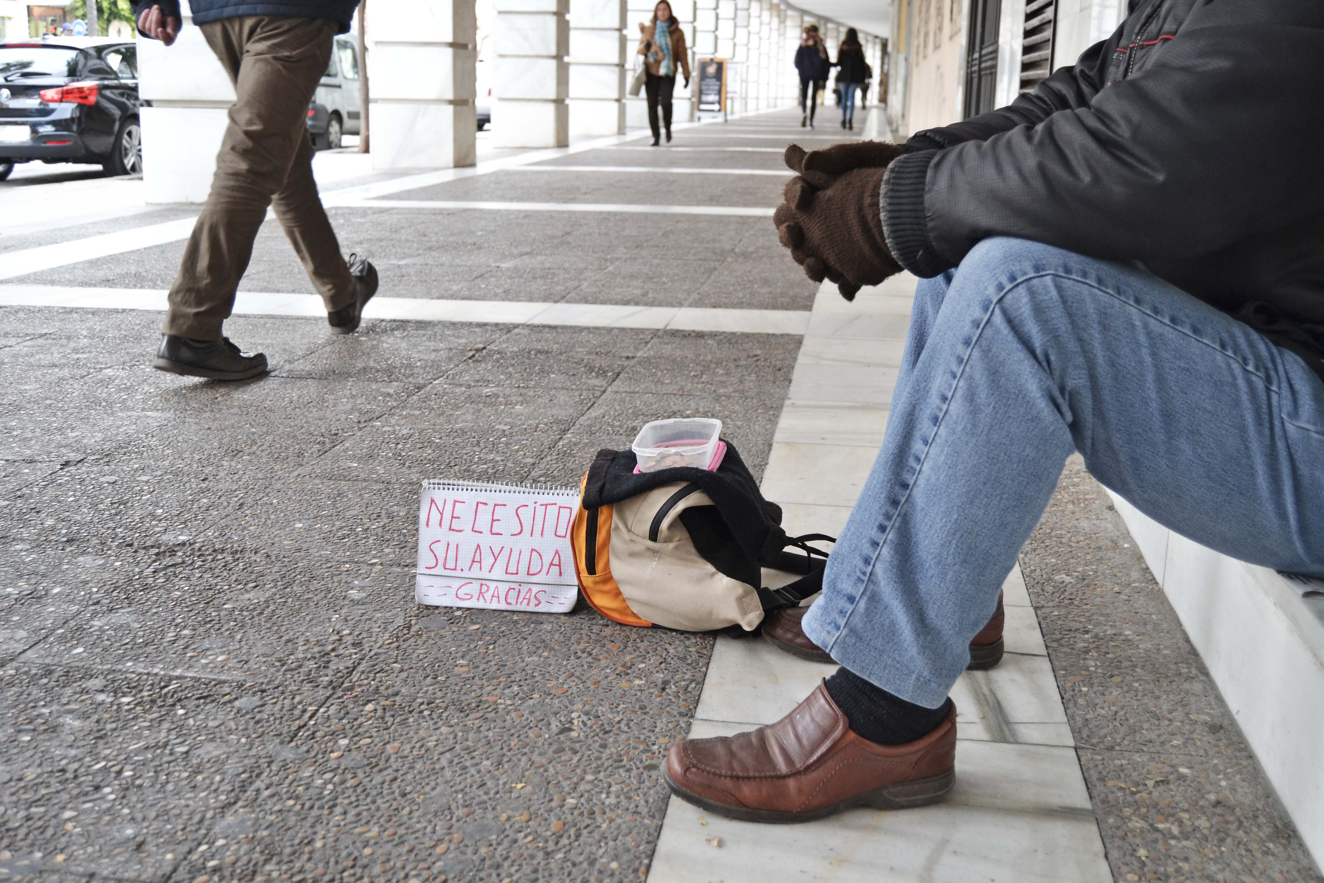 Un persona sin hogar de Jerez, en una imagen de archivo.