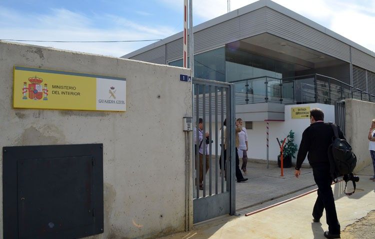 Dos hombres intentan atropellar a dos menores en Utrera y se dan la fuga