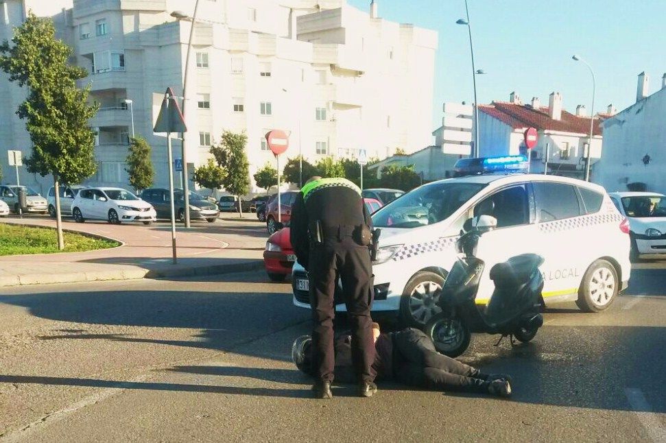 16._policia_local_suceso.jpg