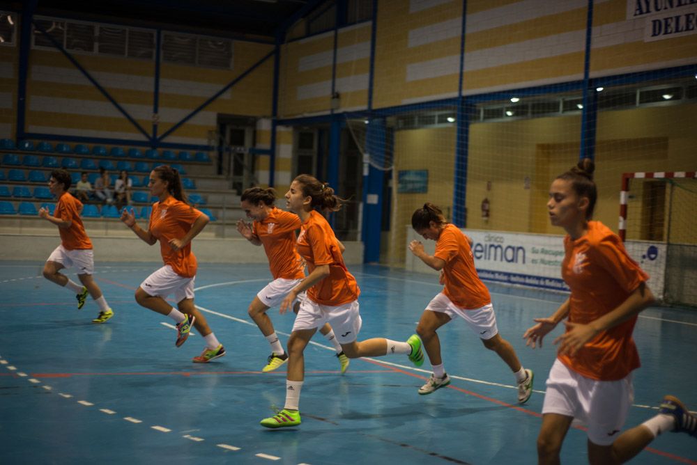 Entrenamiento del equipo de Fútbol Sala Femenino 