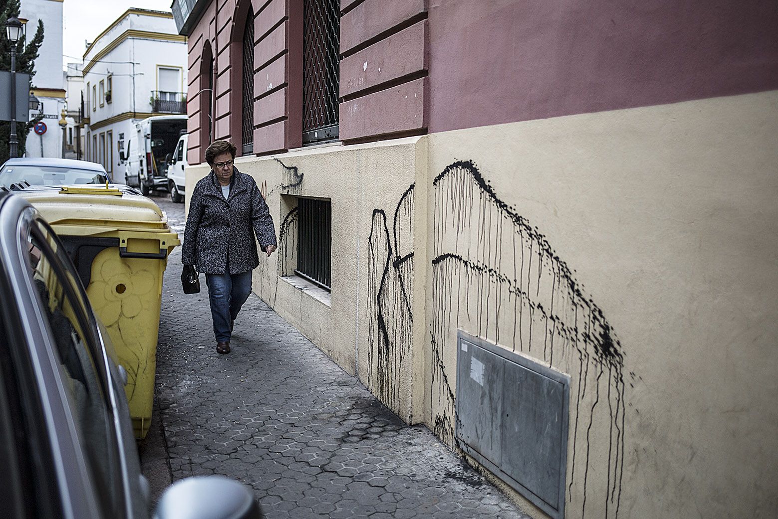 Basura en las calles de Jerez, en una imagen de archivo. FOTO: JAVIER FERGO.