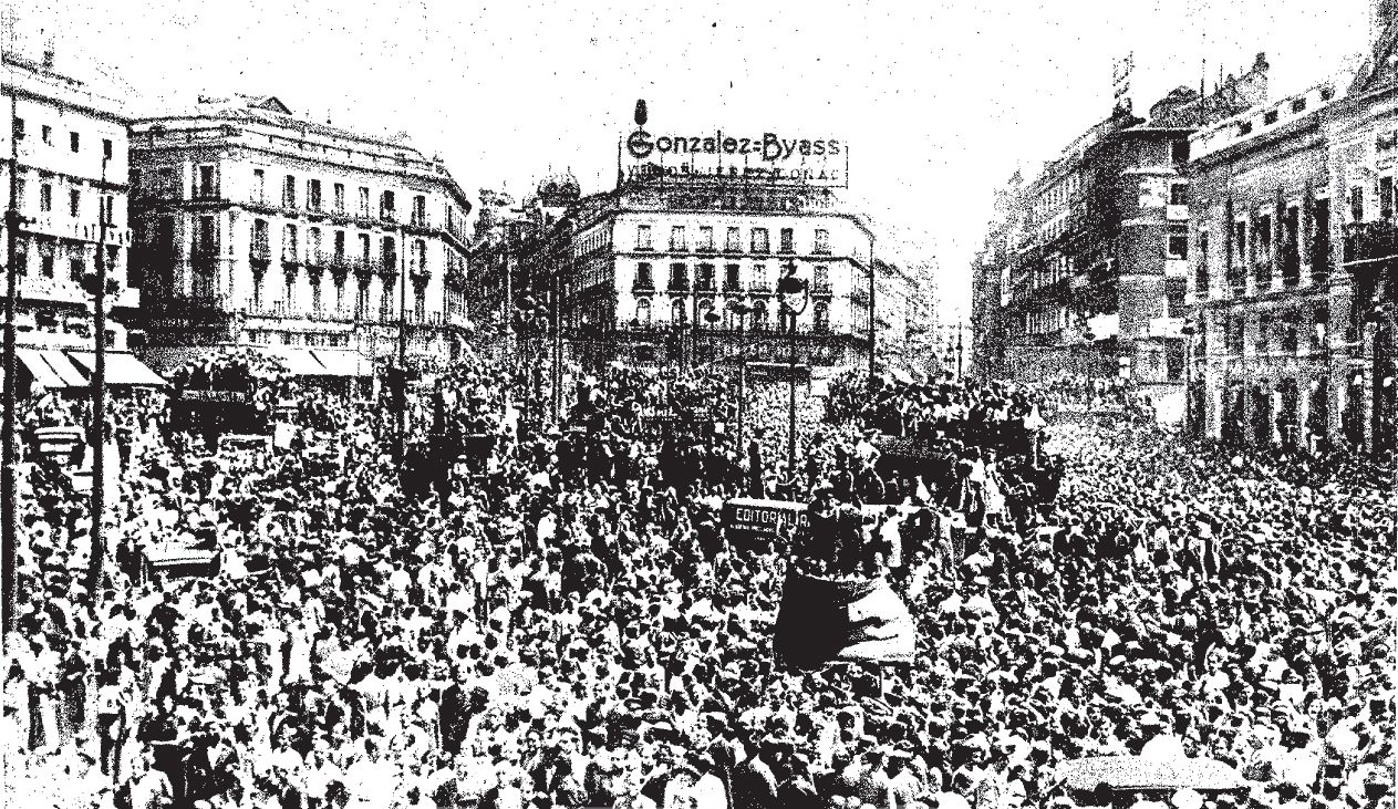 foto_de_la_entrada_de_la_columna_mangada_al_madrid_republicano_con_el_luminoso_de_gonzalez_byass_18-09-1936