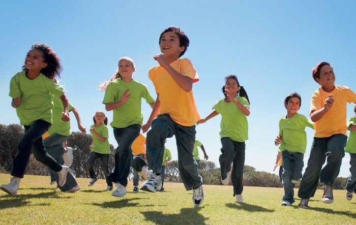 Niños haciendo deporte, en una imagen de archivo.