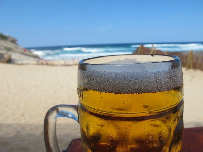 cerveza_playa.jpg