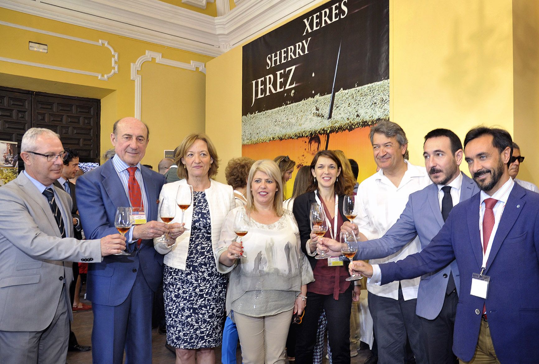 alcaldesa_y_consejera_visita_ix_vinoble_06.jpg