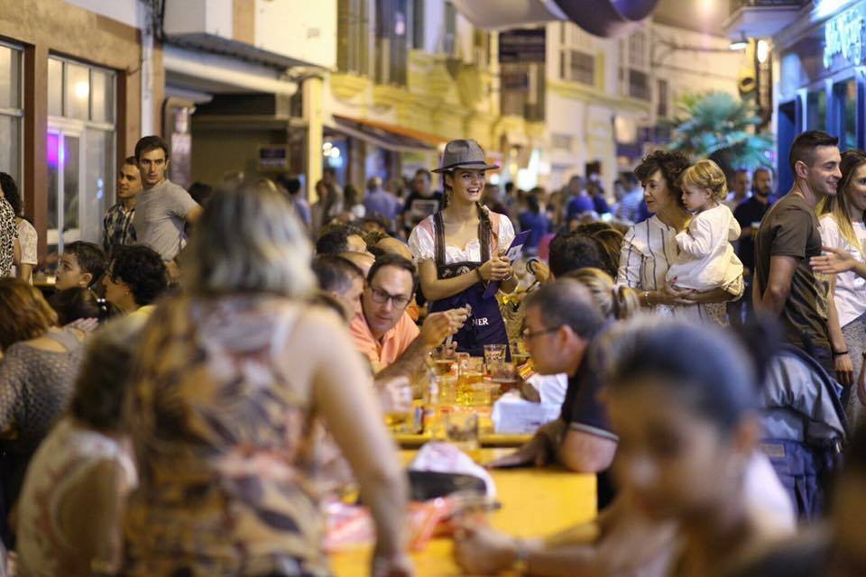 ocktober.jpg ocktober.jpg