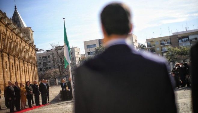 Izada de la bandera de Andalucía en un pasado 28F.