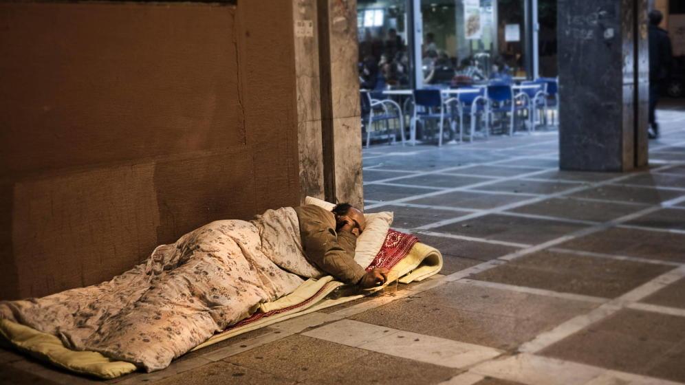 Una persona vulnerable en las calles de Cádiz.