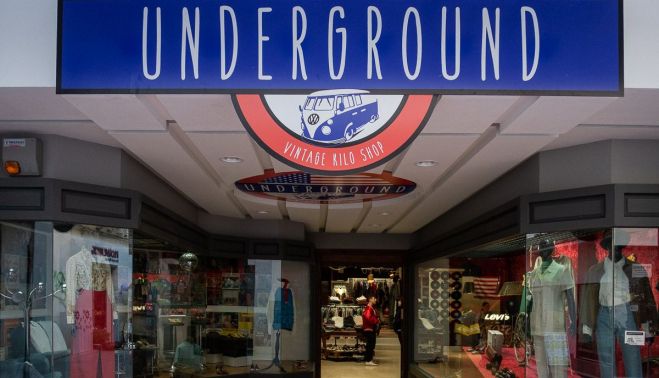 Underground Vintage Shop.   MANU GARCÍA.