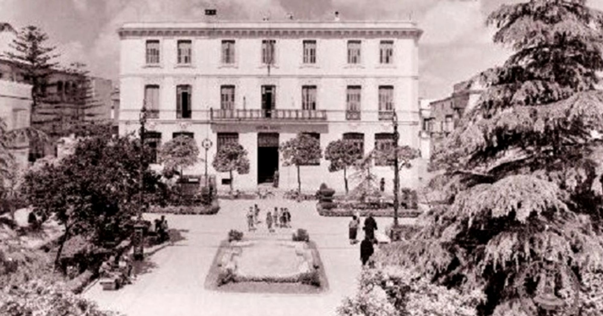 plaza_del_banco_nevada_en_1954_1.jpg