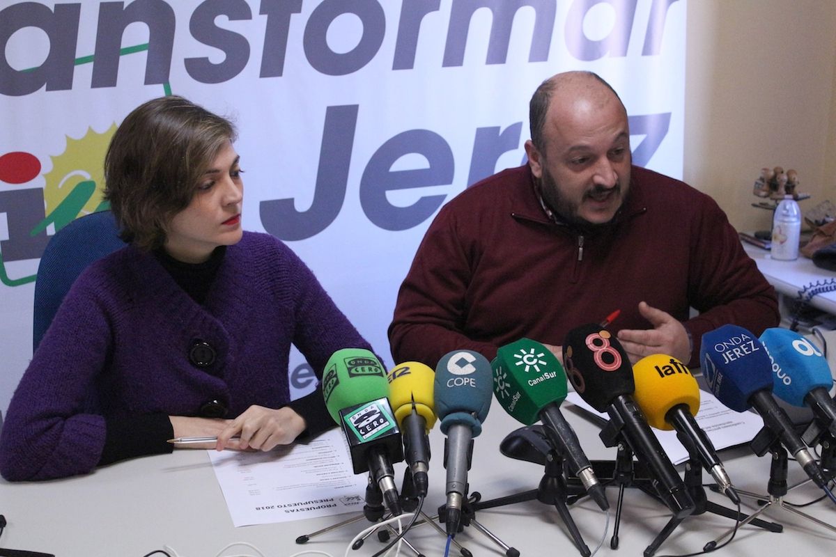ana_fernandez_y_raul_ruiz-berdejo-iu.jpg