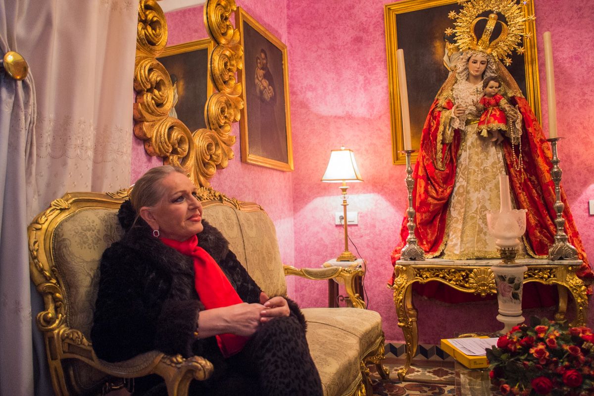 Manolita Chen, en una de sus casas de Arcos. FOTO: MANU GARCÍA.