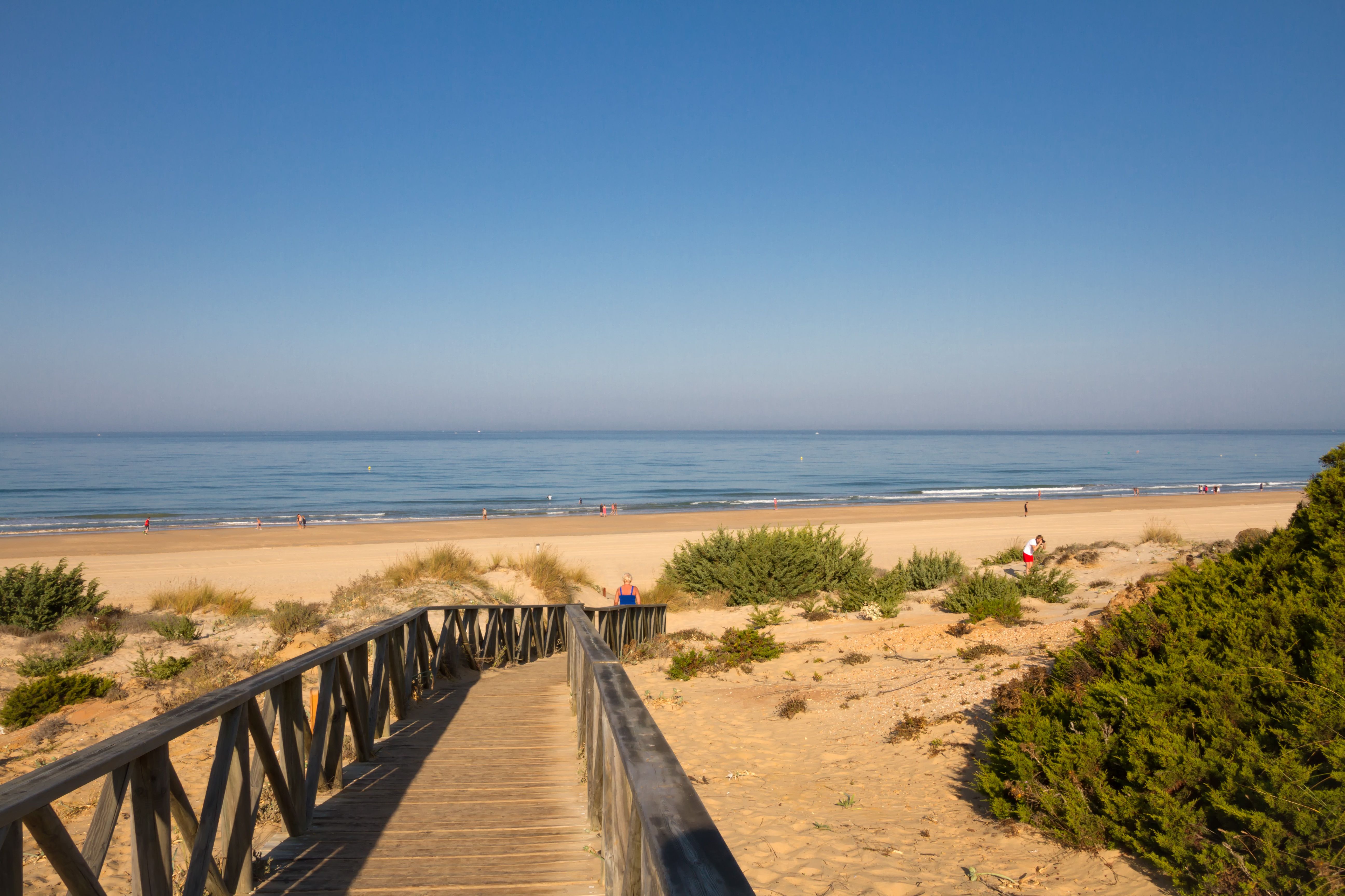La playa de Sancti Petri, en Chiclana, una de las más seguras de España.