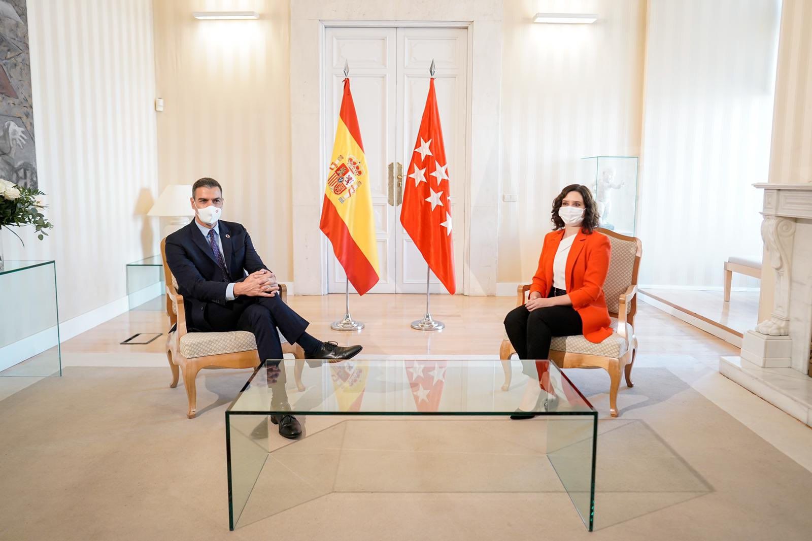 Ayuso y Sánchez, en la reunión para confinar Madrid. FOTO: PP