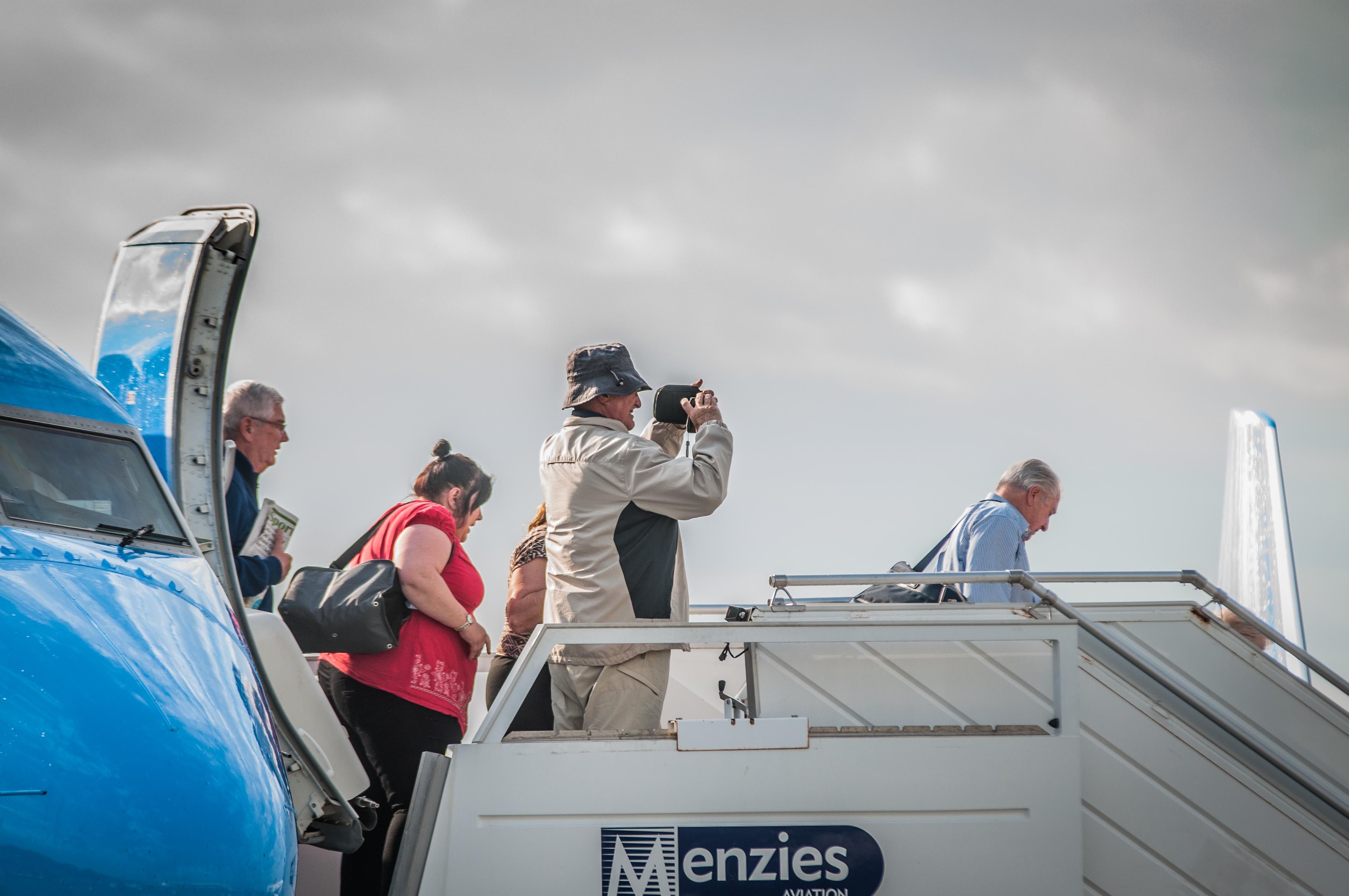Turistas en el Aeropuerto de Jerez, en una imagen de archivo.