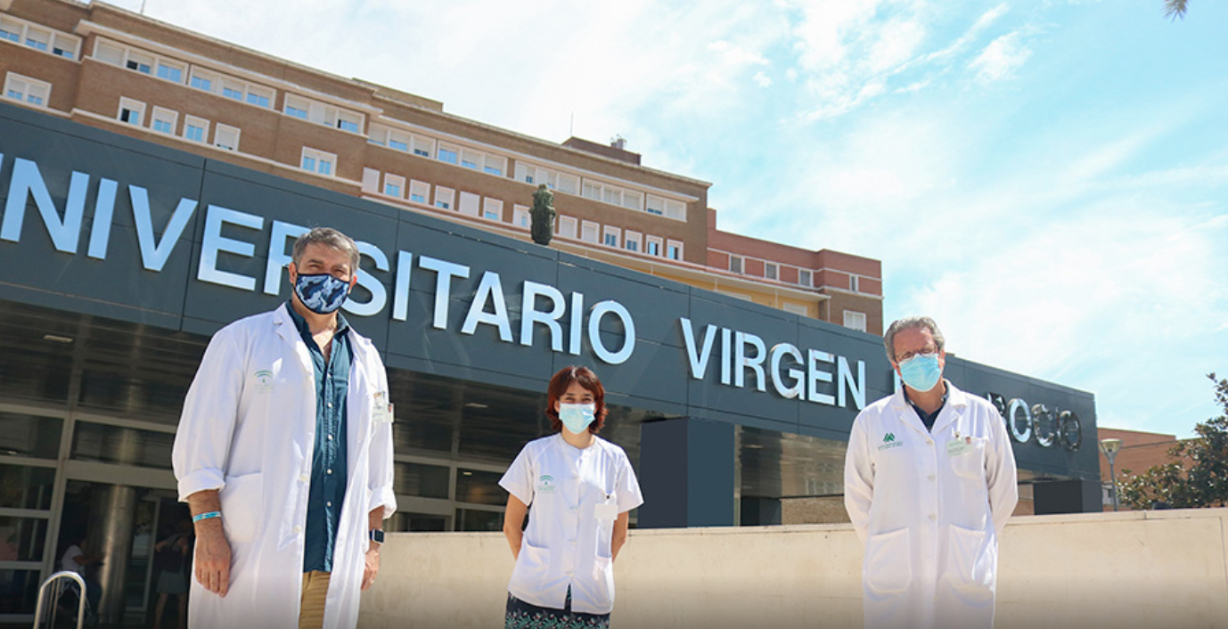 Profesionales del Hospital Virgen del Rocío, en una imagen reciente.