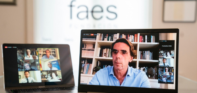 Aznar se muestra contra la moción de censura de Vox. FOTO: FAES