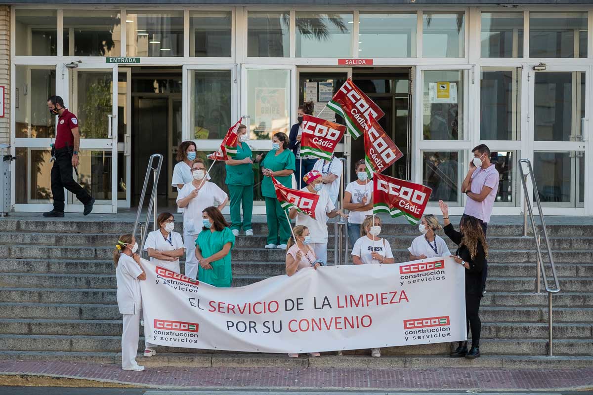 Protesta de limpiadoras de Sanidad, en una imagen de archivo.