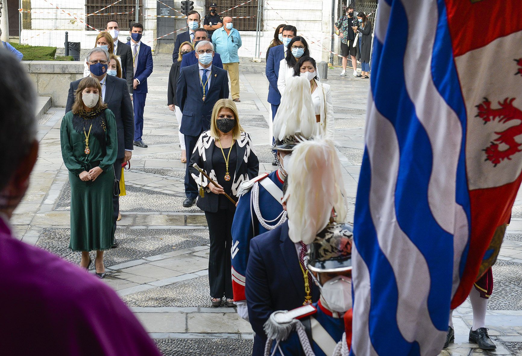 Parte de la Corporación, presidida por Mamen Sánchez, el pasado día de San Dionisio.