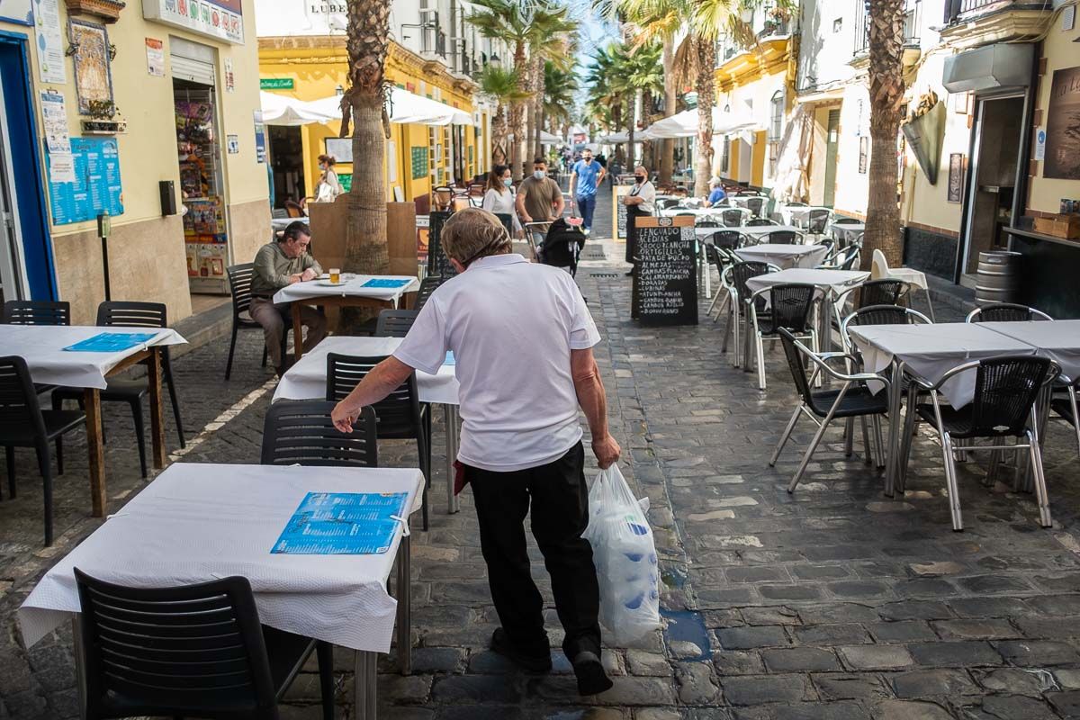 La hostelería en Cádiz pierden hasta el 50% de sus comensales navideños por la sexta ola.