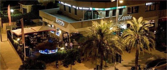 Imagen retrospectiva de Kapote, en plena avenida Álvaro Domecq. 