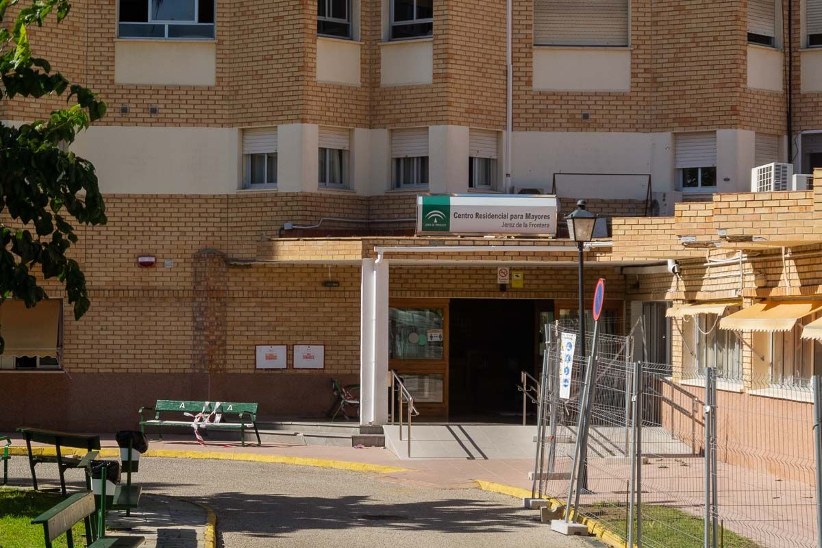 Una vista de la residencia de La Granja, en Jerez.
