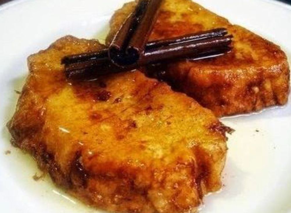 Torrijas con moscatel.