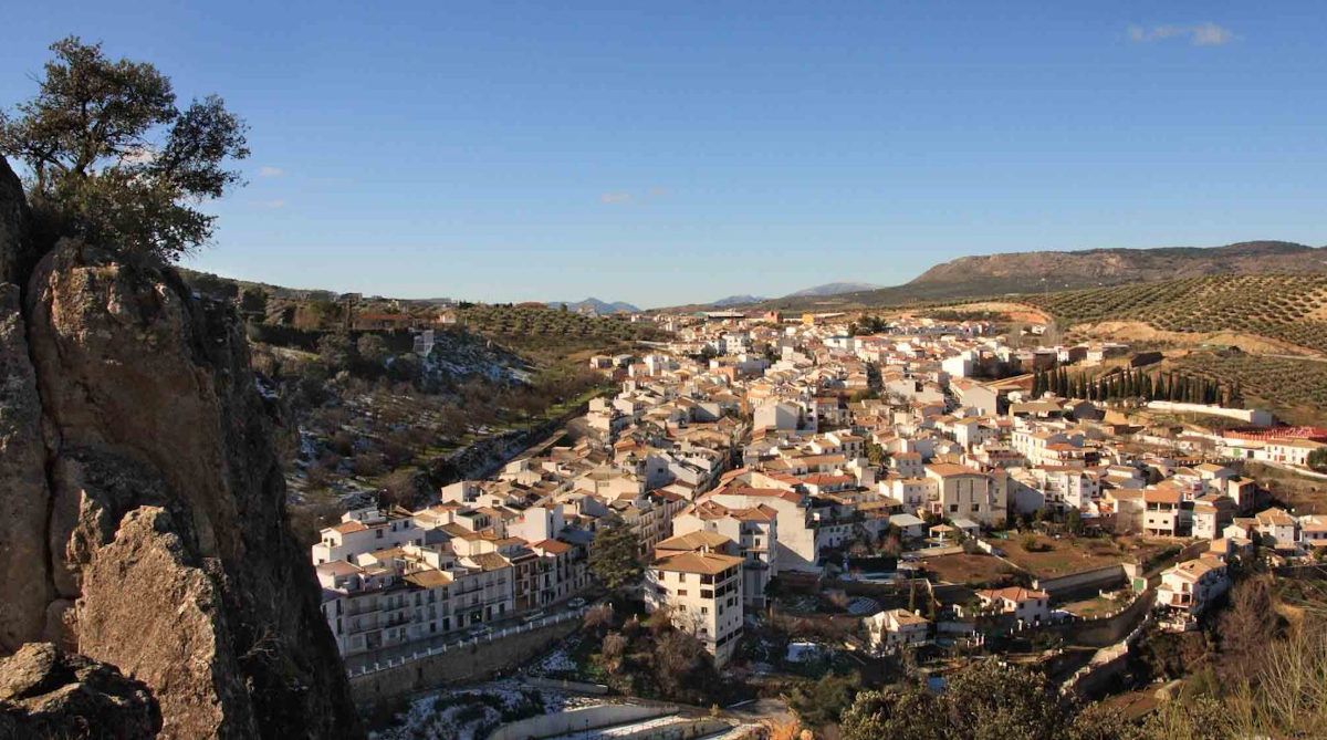 Vista de Almedinilla, en una imagen de su Ayuntamiento.