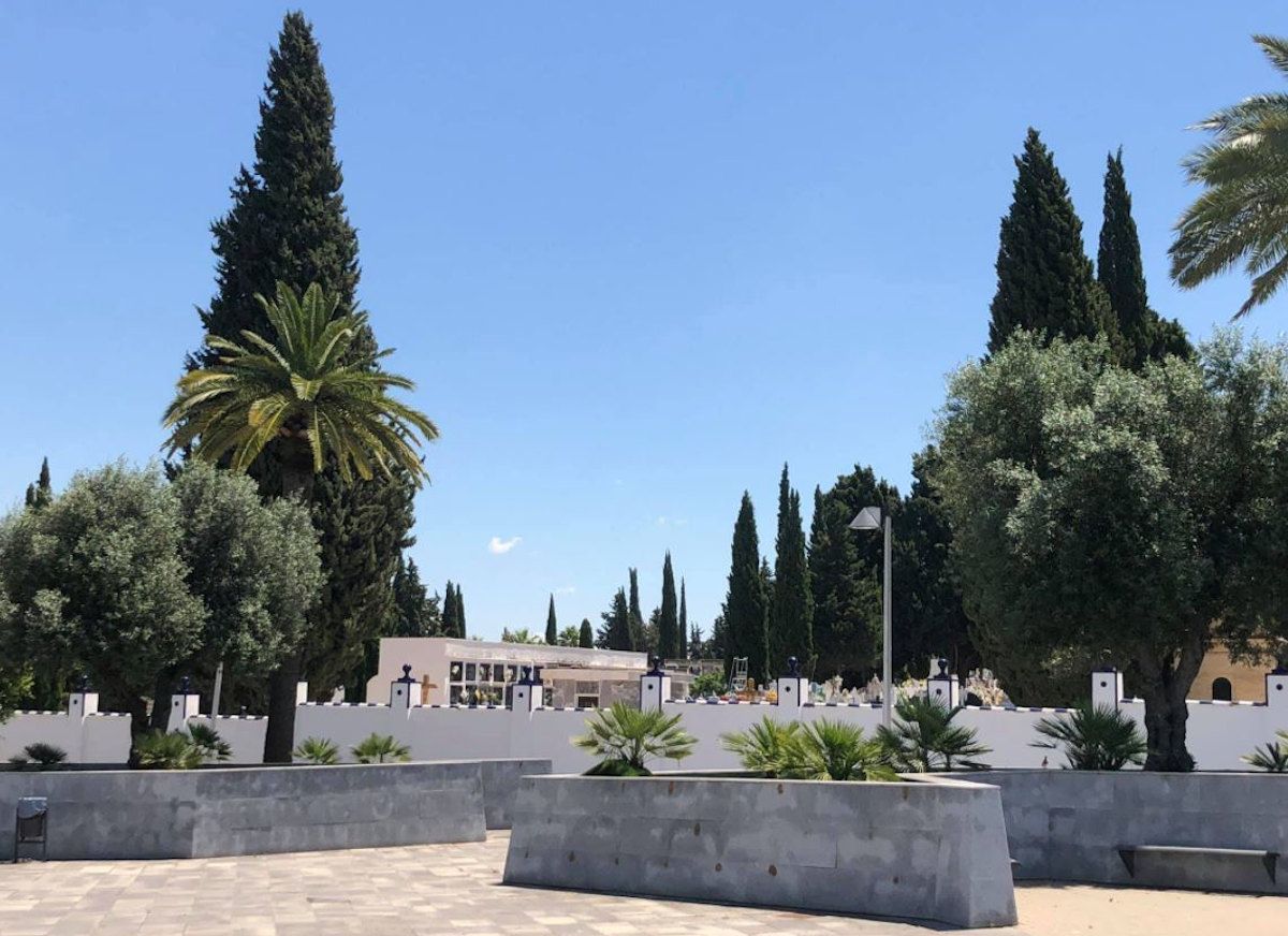 Cementerio municipal de Dos Hermanas. Cementerio municipal de Dos Hermanas.