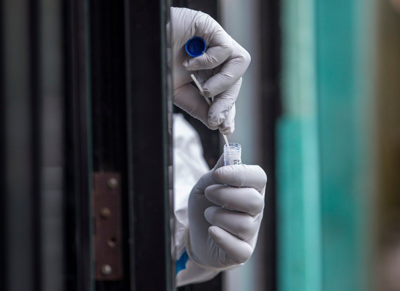 Recogida de muestras de una prueba de covid. FOTO: SAS Recogida de muestras de una prueba de covid. FOTO: SAS