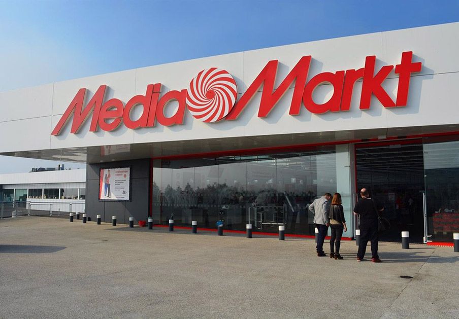 Mediamarkt cobró por reparar sin éxito un PC en garantía: obligada a devolver más de 500 euros. Imagen: Facua (EP)