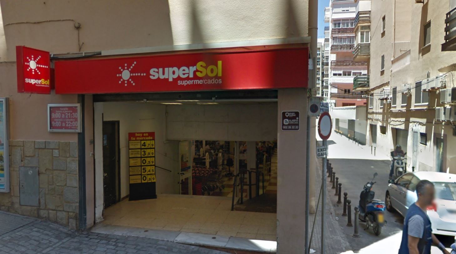 El Supersol  de la calle Alonso Cano de Cádiz. 