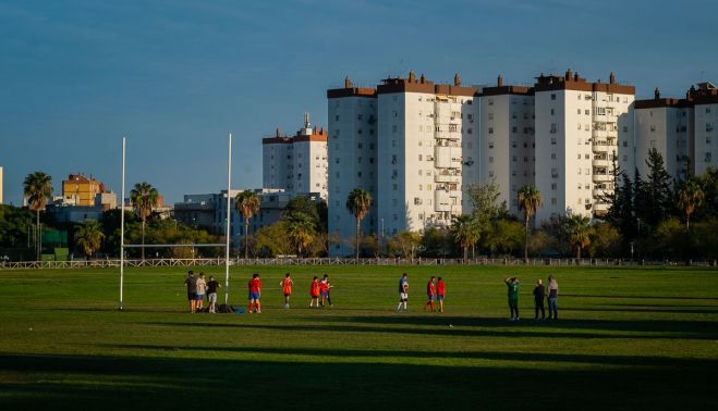 Un equipo de fútbol entrenando