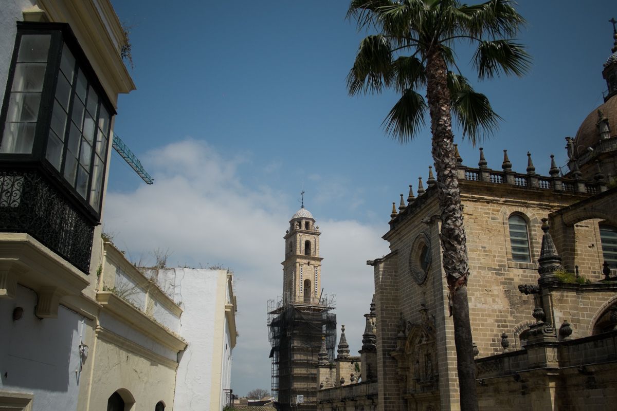 La torre de la catedral, en una imagen reciente. FOTO: MANU GARCÍA.