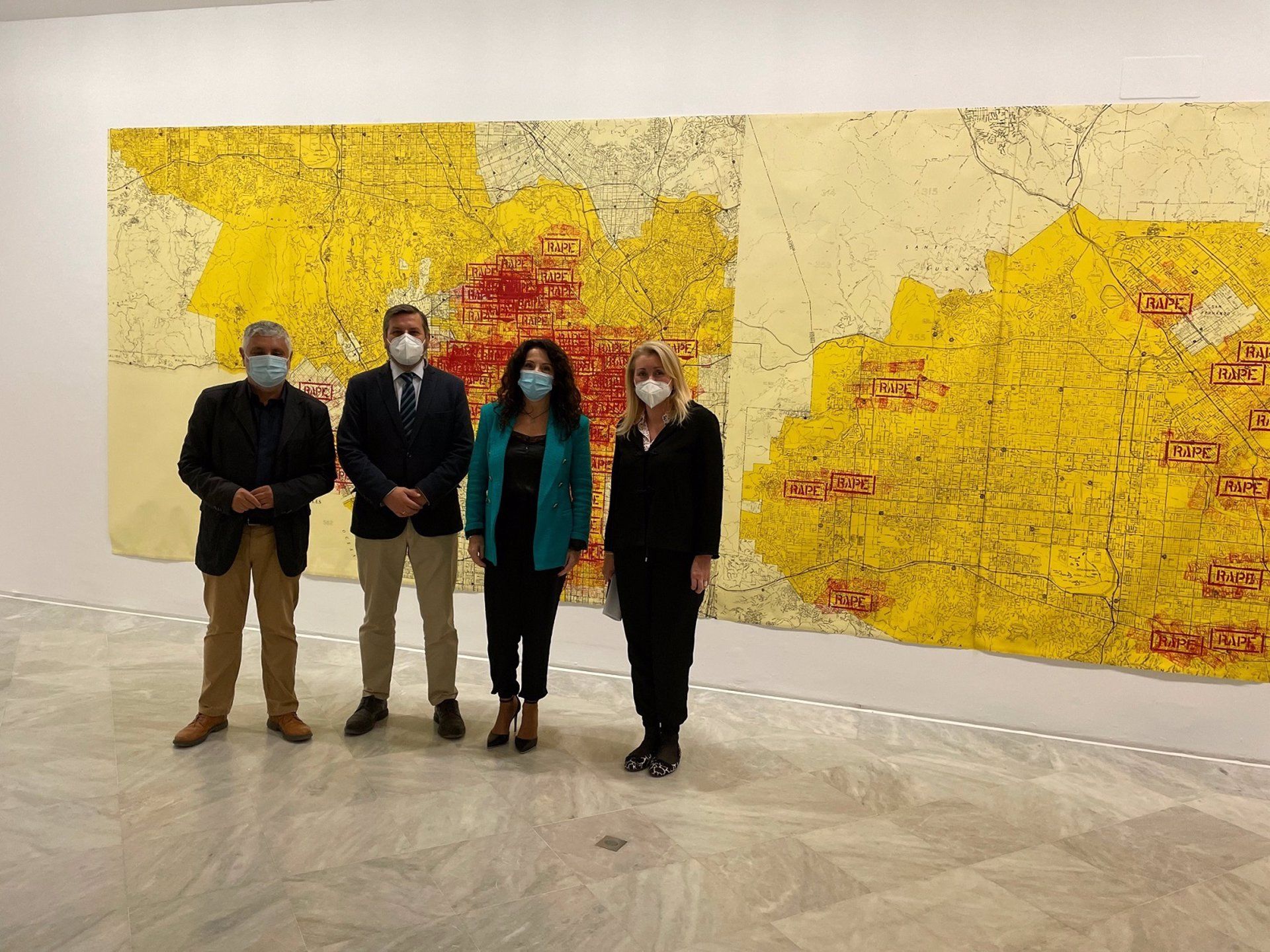 Rocío Ruiz Visita en el CAAC la exposición de la artista Suzanne Lacy que aborda la sororidad, el feminismo y la violencia sexual.